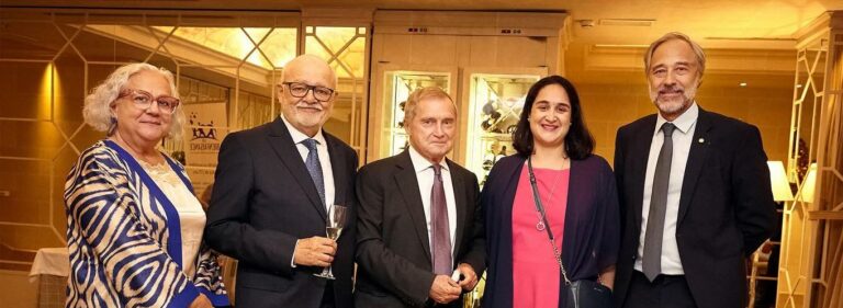 180_ans_bienfaisance_entete